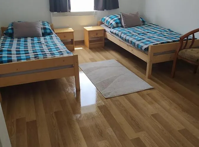 Galgavoelgye Munkasszallo Vandrerhjem Aszod