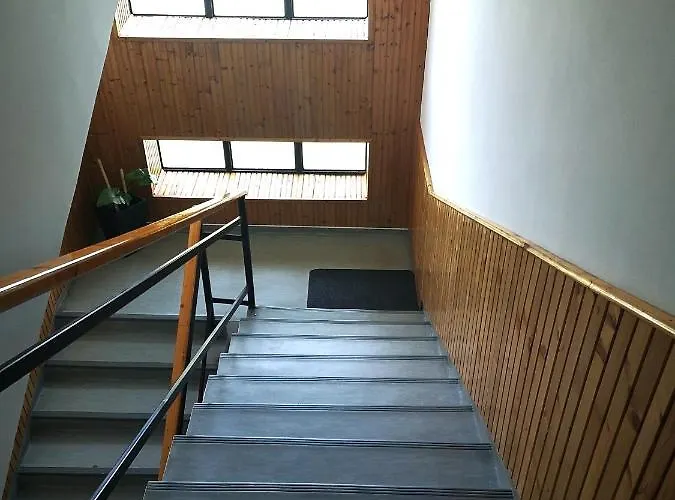 Galgavoelgye Munkasszallo *