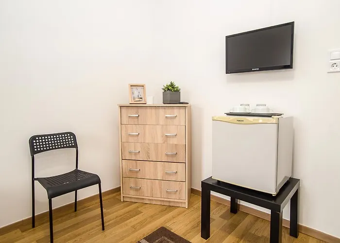 Galgavoelgye Munkasszallo Hostel